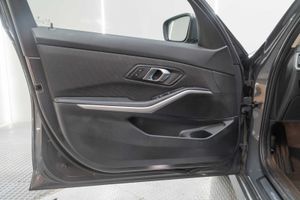 BMW Serie 3 318d Auto.  - Foto 15