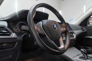 BMW Serie 3 318d Auto.  - Foto 11