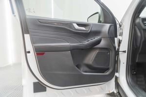 Ford Kuga ST-Line 2.5 Duratec FHEV 140kW Auto - Foto 19