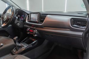 Kia Stonic 1.6 CRDi VGT 81kW (110CV) Drive Eco-Dyn  - Foto 22