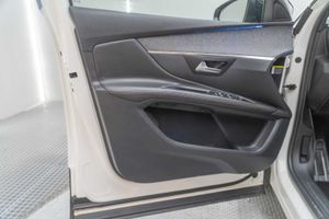 Peugeot 3008 1.5L BlueHDi 96kW (130CV) S&S GT Line  - Foto 16