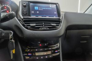Peugeot 208 1.2 puretech 110 allure s&s  - Foto 12
