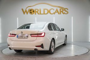 BMW Serie 3 318d Auto. - Foto 5