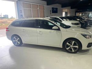 Peugeot 308 SW Allure 1.5 BlueHDi 96KW (130CV)  - Foto 3