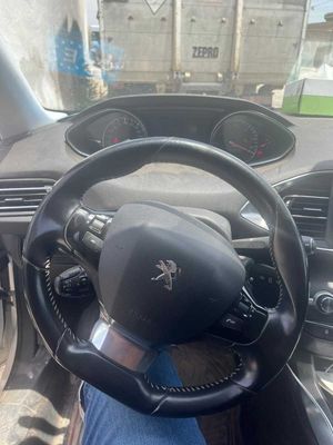 Peugeot 308 SW Allure 1.5 BlueHDi 96KW (130CV)  - Foto 6