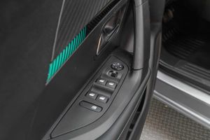 Peugeot 2008 Allure Puretech 130 S&S EAT8  - Foto 16