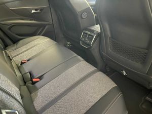 Peugeot 3008 1.5 BlueHDi 96kW (130CV) S&S Active  - Foto 20