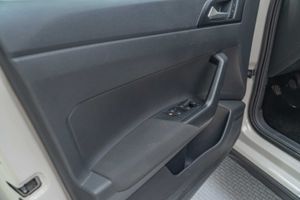 Volkswagen Taigo   1.0  - Foto 14