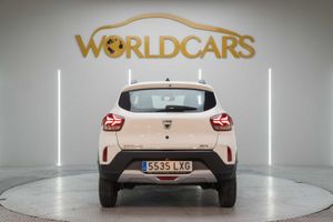 Dacia Spring Comfort Plus Electric 33kW (45CV)  - Foto 6