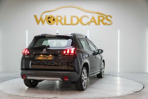 Peugeot 2008 Allure 1.2 PureTech 81KW (110CV) Auto  - Foto 5