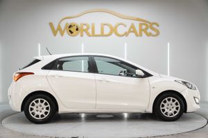 Hyundai i30    - Foto 4