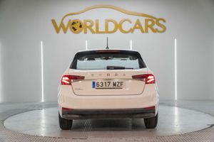 Skoda Fabia 1.0 TSI 70KW (95CV) Design  - Foto 6
