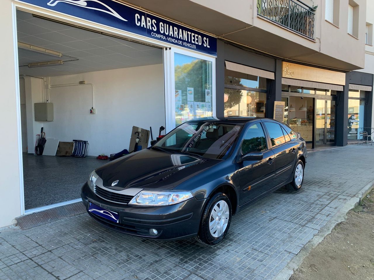 Renault Laguna 1.9 dCi AUTHENTIQUE  - Foto 1