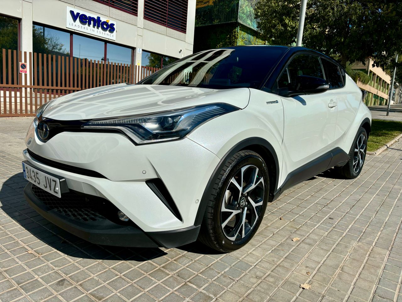 Toyota C-HR 1.8 125H Dynamic Plus   - Foto 1