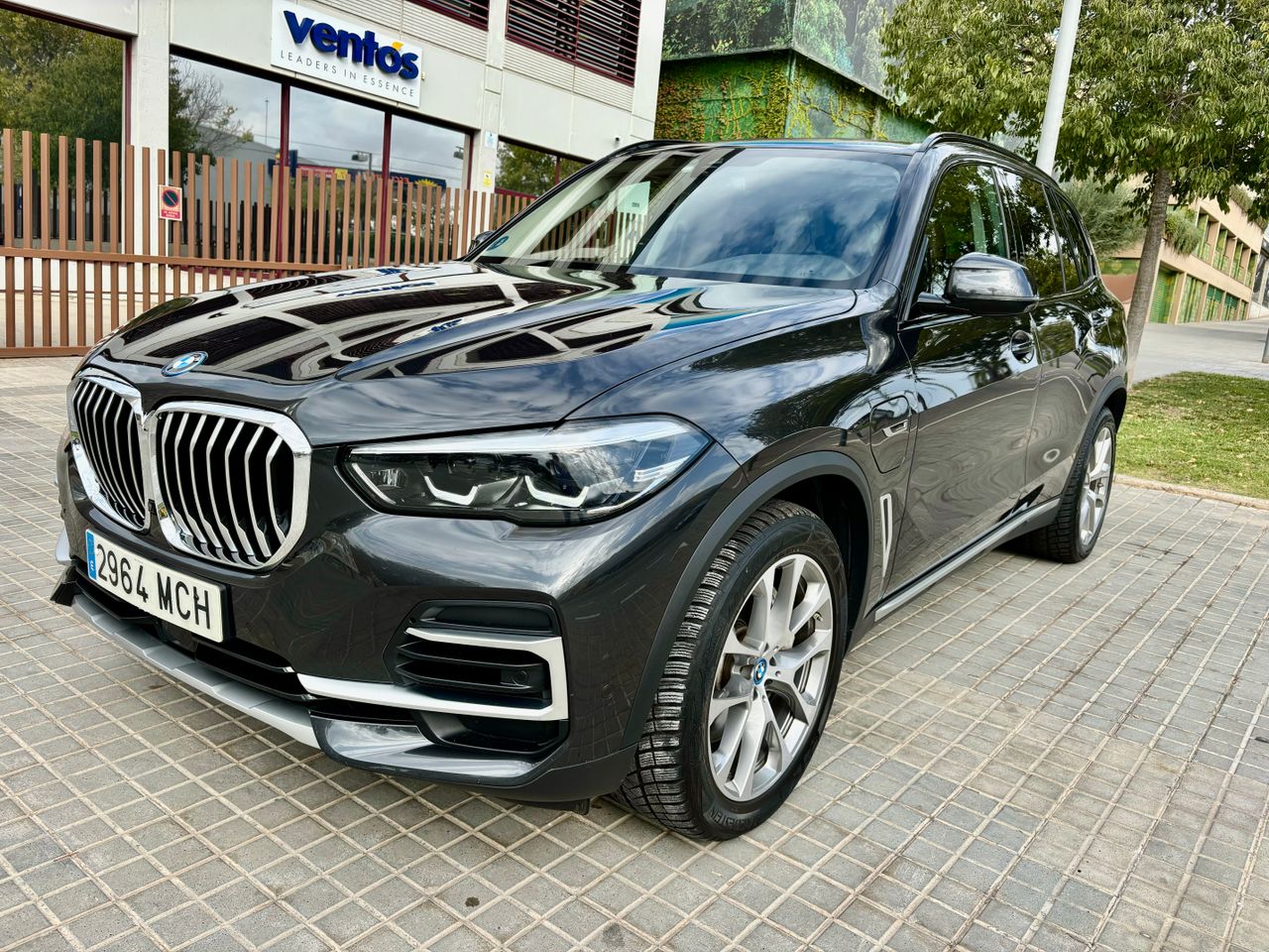 BMW X5 45e   - Foto 1