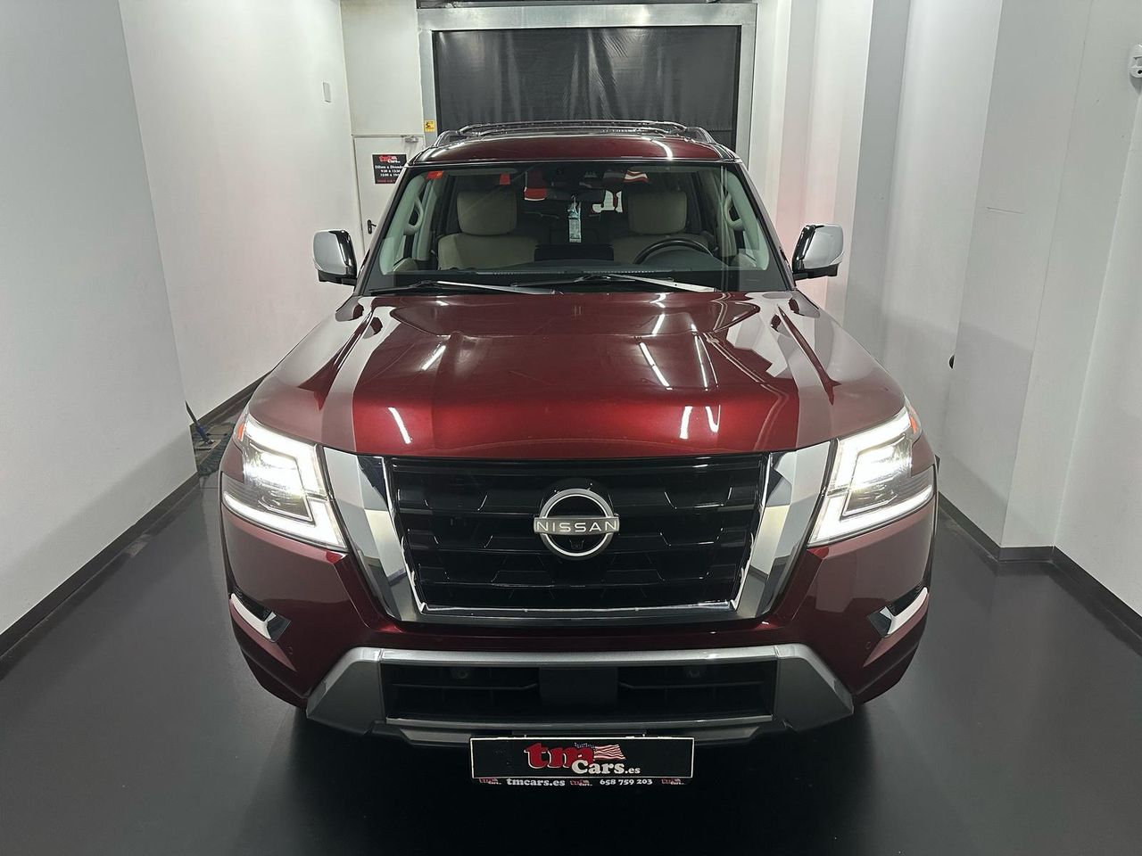 Nissan Armada Platinum   - Foto 1