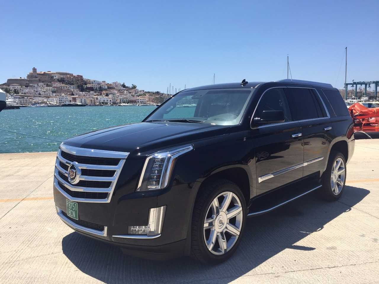 Cadillac Escalade Luxury 2015  - Foto 1