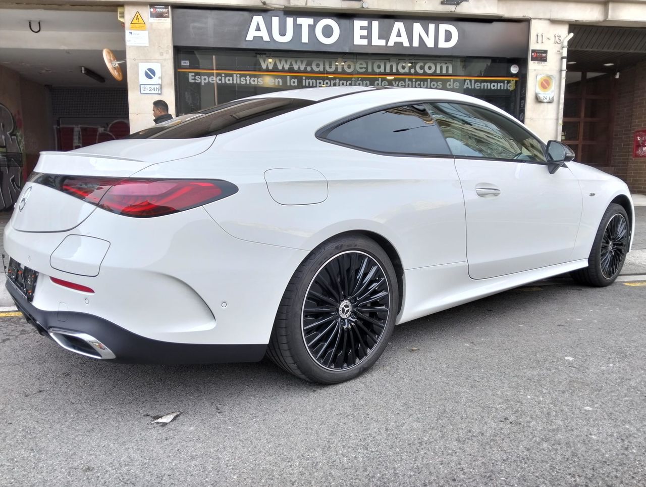 Mercedes CLE 330e AMG  - Foto 1