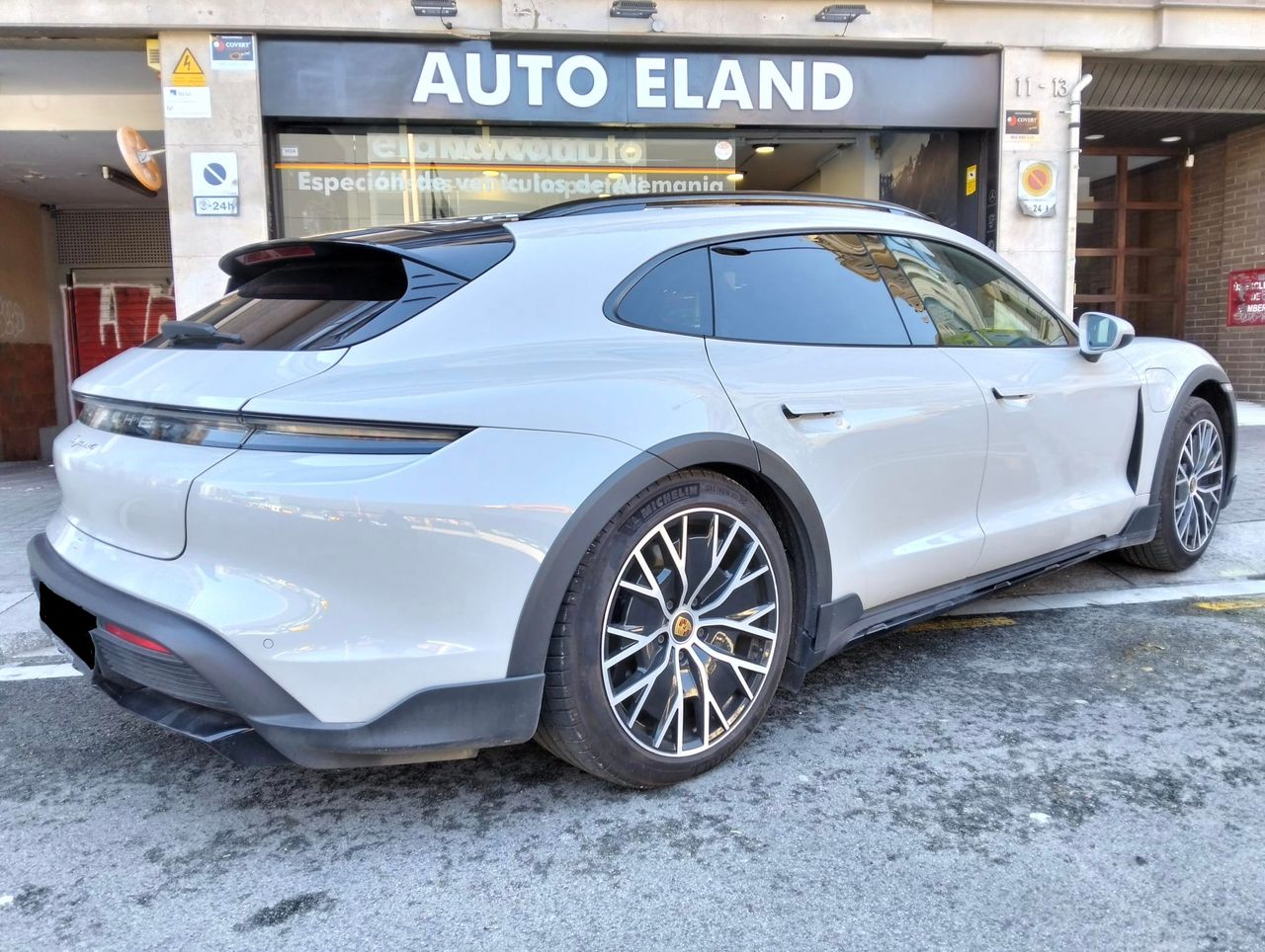 Porsche Taycan 4 Cross Turismo  - Foto 1