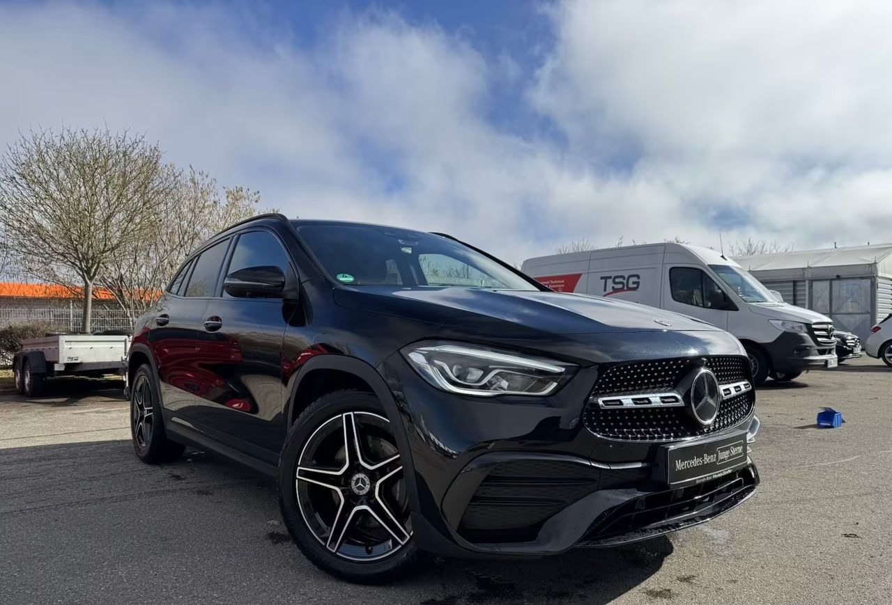 Mercedes GLA 200d AMG  - Foto 1