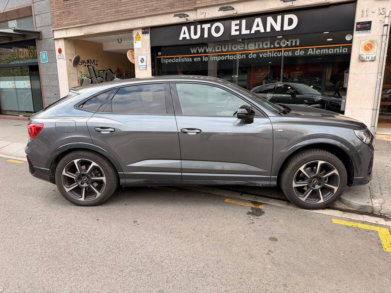 Audi Q3 35 TDI  - Foto 1