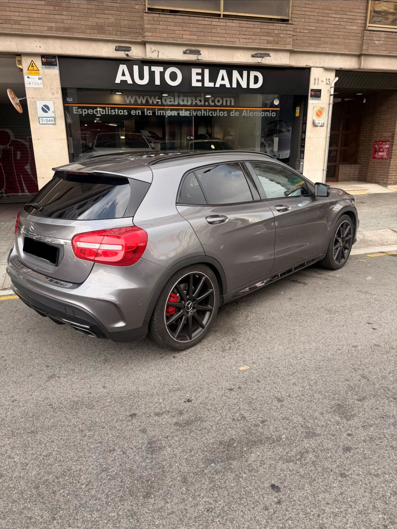 Mercedes GLA 45 AMG 4MATIC  - Foto 1