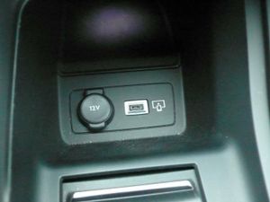 Peugeot 308 Allure Pack SW Hybrid 180 EAT8  - Foto 23