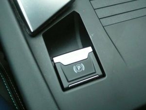 Peugeot 308 Allure Pack SW Hybrid 180 EAT8  - Foto 22