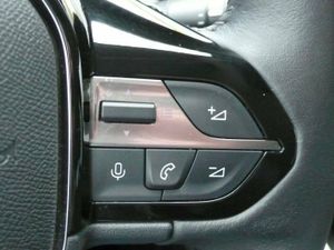 Peugeot 308 Allure Pack SW Hybrid 180 EAT8  - Foto 18