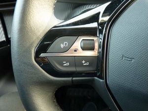 Peugeot 2008 ALLURE PACK BLUE HDI 110CV  - Foto 10