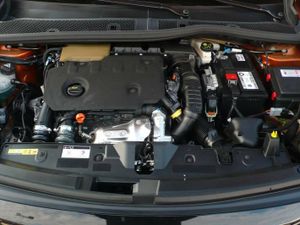 Peugeot 2008 ALLURE PACK BLUE HDI 110CV  - Foto 42