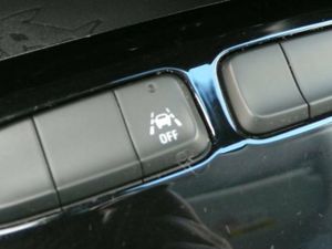Opel Corsa 50KWh EDITION-E  - Foto 21