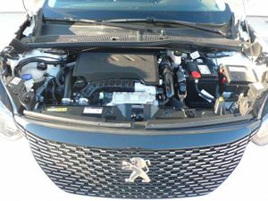 Peugeot 2008 1.2 PureTech S&S Allure 130cv  - Foto 14