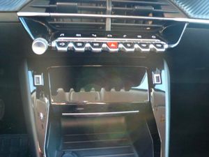 Peugeot 2008 1.2 PureTech S&S Allure 130cv  - Foto 28