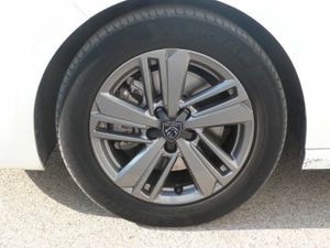 Peugeot 308 Nuevo 308 5P Active Pack BlueHDi 130 S&S MAN  - Foto 8