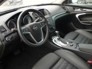 Opel Insignia  2.0CDTI 4X4 sportive auto  - Foto 3