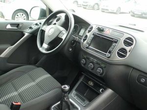 Volkswagen Tiguan 2.0 TDI ADVANCE 4 MOTION 140  - Foto 14