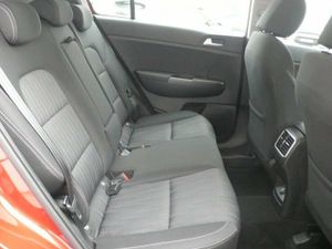 Kia Sportage 1.6 CRDi hybrid Business 2wd 135cv AT7 E6dt  - Foto 10