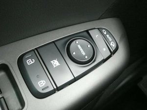Kia Sportage 1.6 CRDi hybrid Business 2wd 135cv AT7 E6dt  - Foto 31