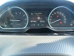 Peugeot 2008 1.2 PureTech S&S ALLURE 110CV  - Foto 13