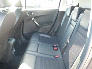 Peugeot 2008 1.2 PureTech S&S ALLURE 110CV  - Foto 30