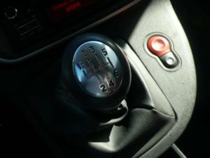 Renault Kangoo 1.5dCi Profesional Maxi 81kW 110cv  - Foto 17