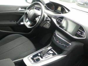 Peugeot 308 sw Style 1.5 BlueHDi EAT8 130CV  - Foto 16