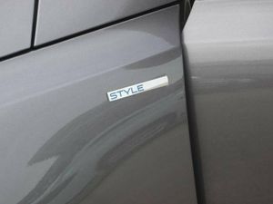 Peugeot 308 sw Style 1.5 BlueHDi EAT8 130CV  - Foto 13