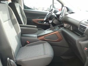 Peugeot Rifter GT BLUEHDI 130 S&S 6 VEL.  - Foto 28