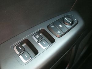 Kia Sportage 1.6 Drive Plus 2WD 6 vel. 132  - Foto 34