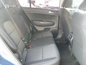 Kia Sportage 1.6 Drive Plus 2WD 6 vel. 132  - Foto 13