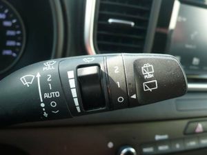 Kia Sportage 1.6 Drive Plus 2WD 6 vel. 132  - Foto 28