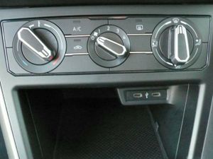 Volkswagen Polo Advance 1.0 TSI 95CV  - Foto 22