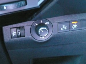 DS DS 7 BlueHDi 96kW (130CV) AT Bastille + 5P  - Foto 40